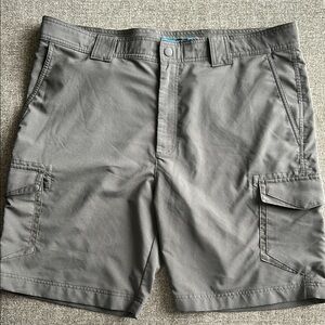 Roundtree & Yorke Gray Cargo Shorts Cotton Blend